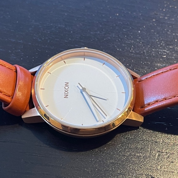 Nixon Kensington watch main image 4